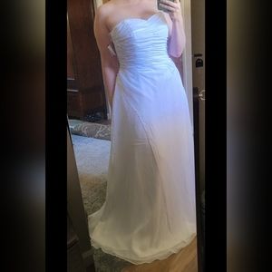 Wedding gown
